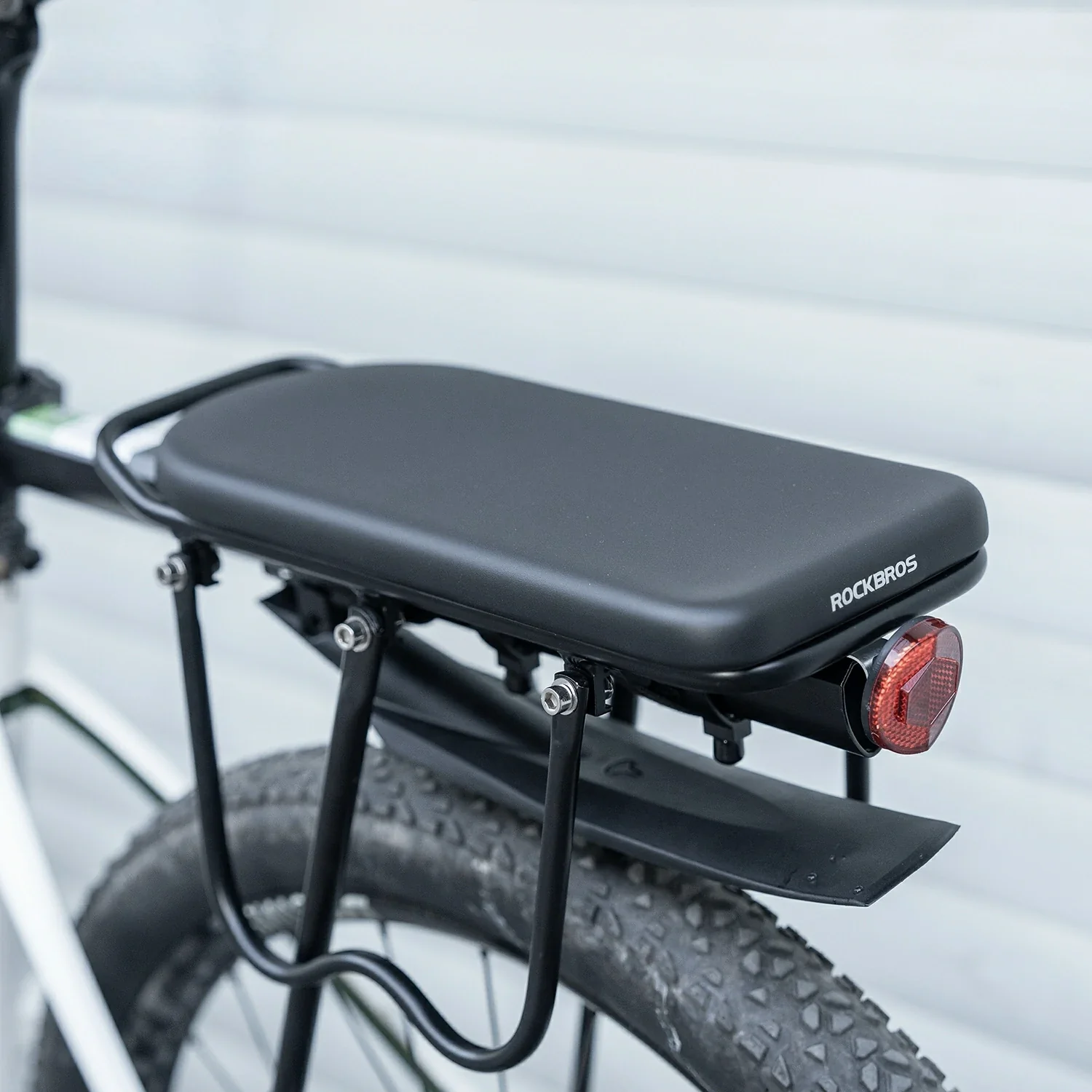 Comfortable PU Leather Bike Rear Seat Cushion for Racks - Image 11