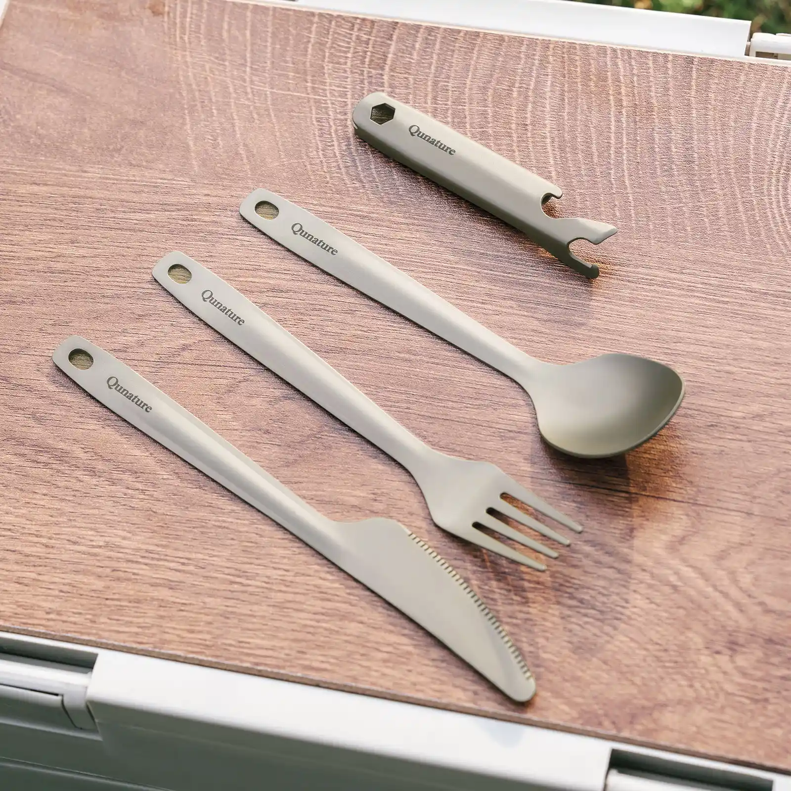 Qunature Lightweight Titanium 4-Piece Tableware Set - Image 6