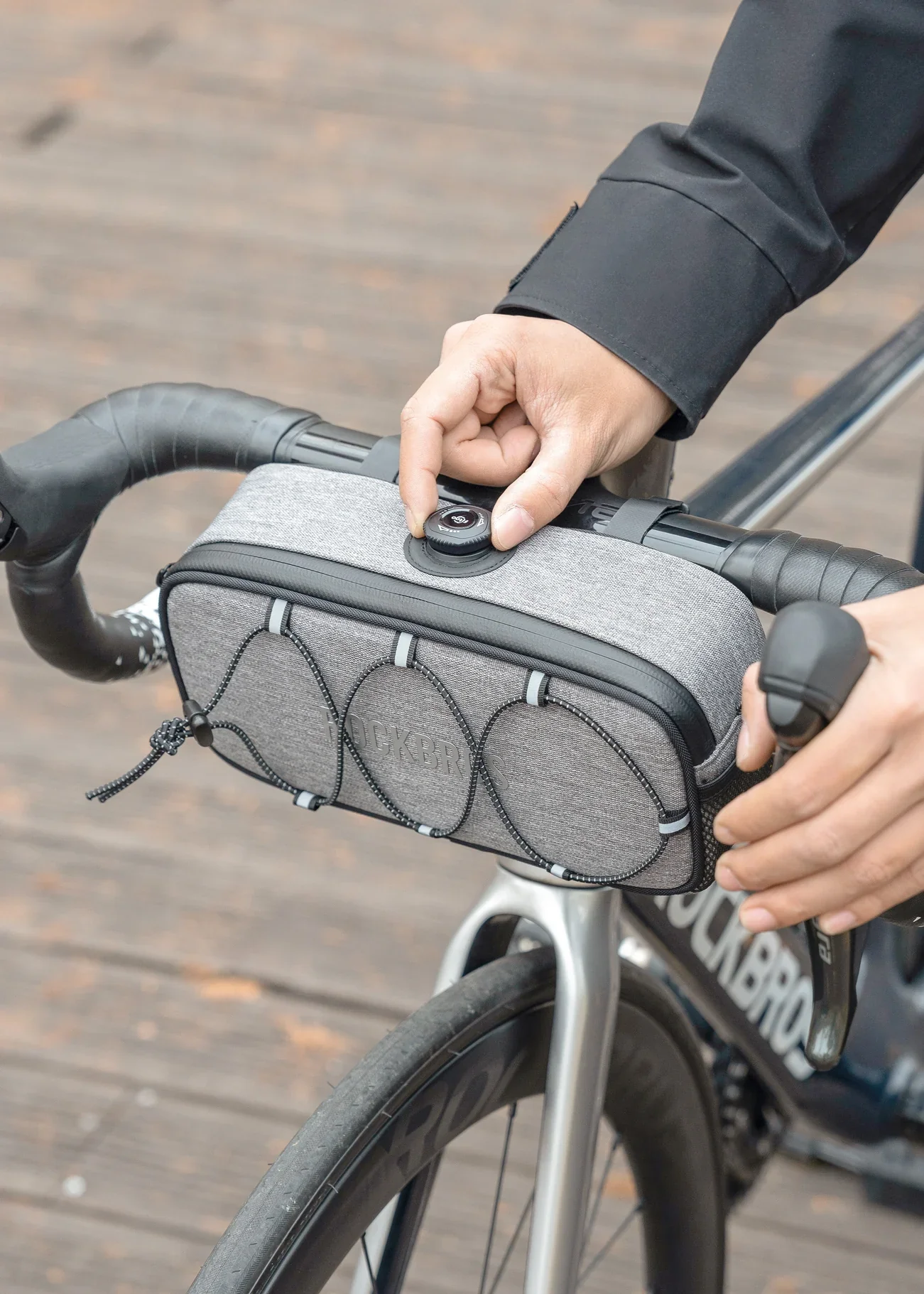 ROCKBROS Square Handlebar Bag-Road to sky - Image 21
