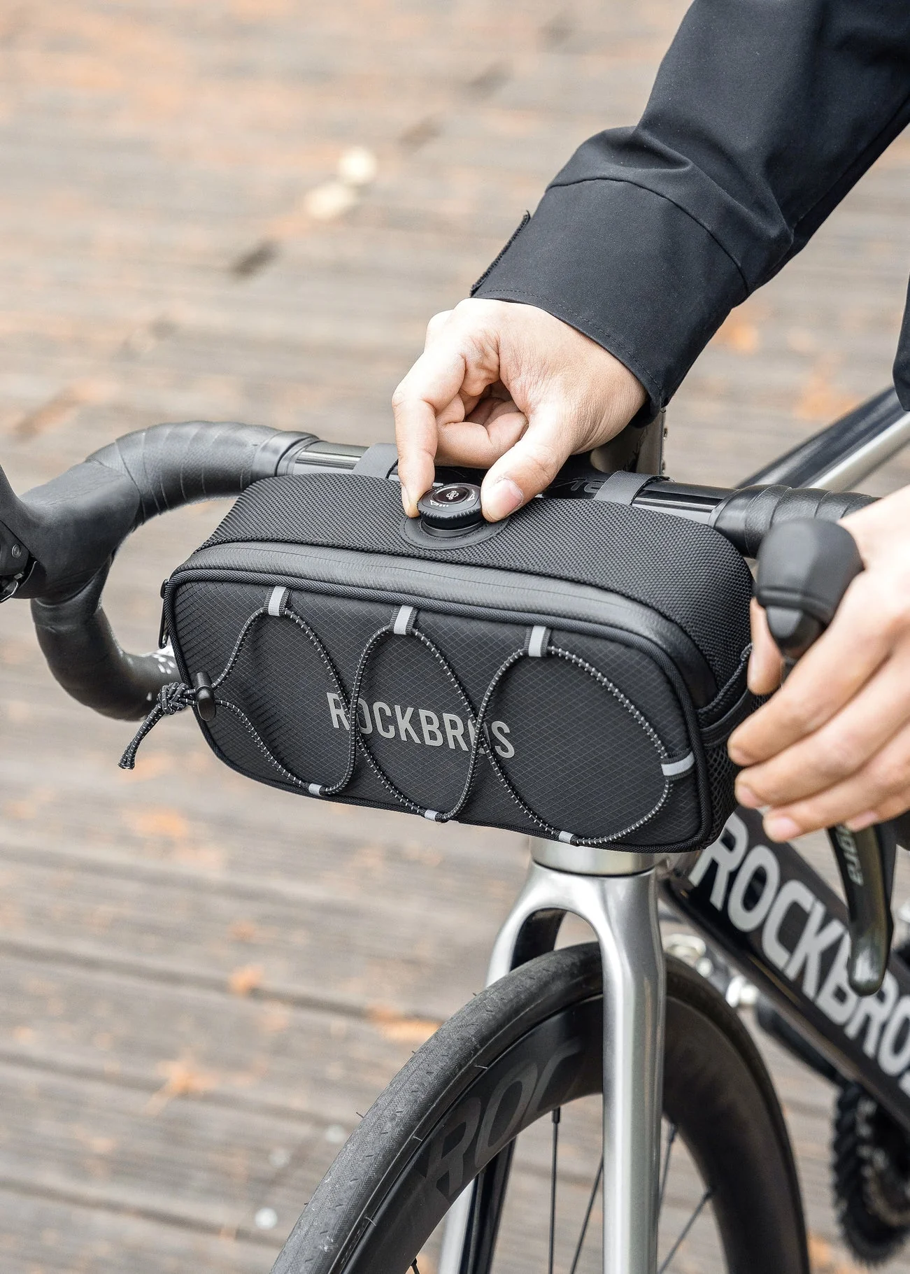 ROCKBROS Square Handlebar Bag-Road to sky - Image 5
