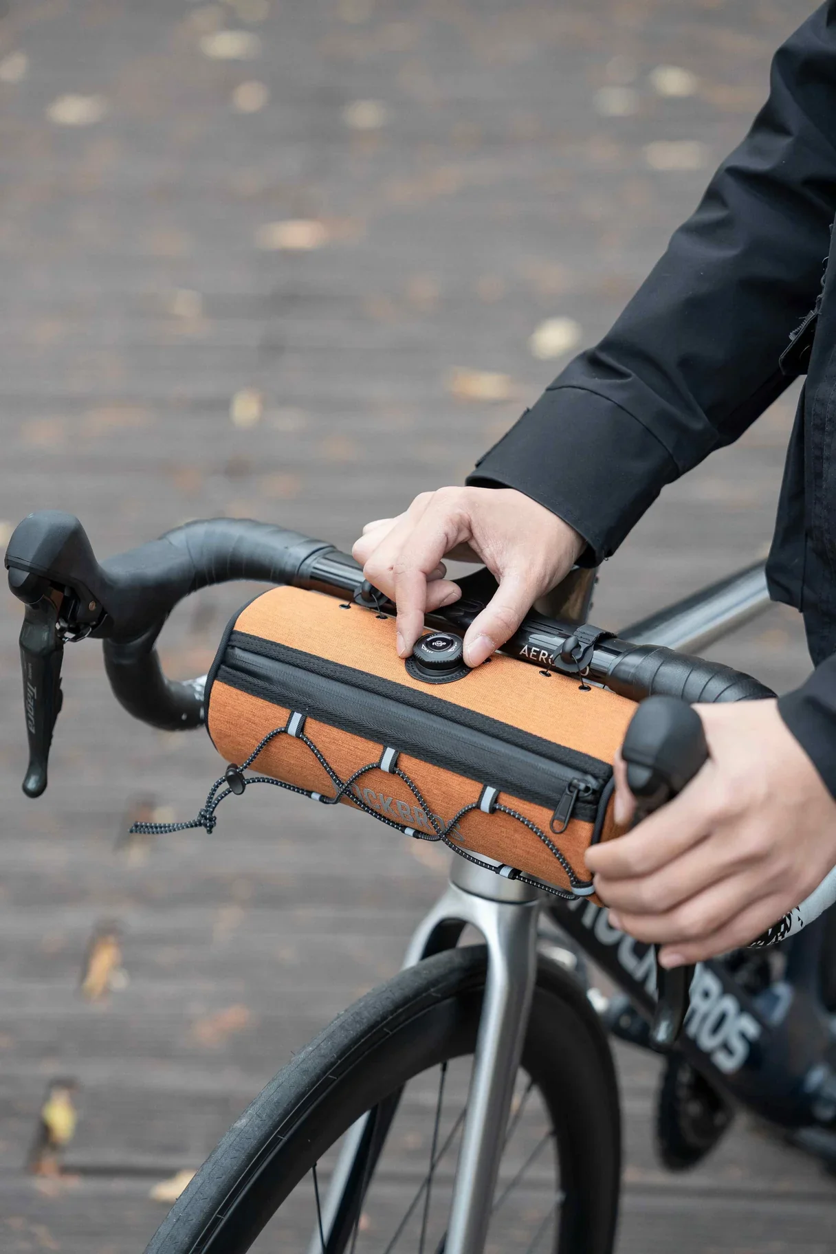 ROCKBROS Round Bike Handlebar Bag-road to sky - Image 25
