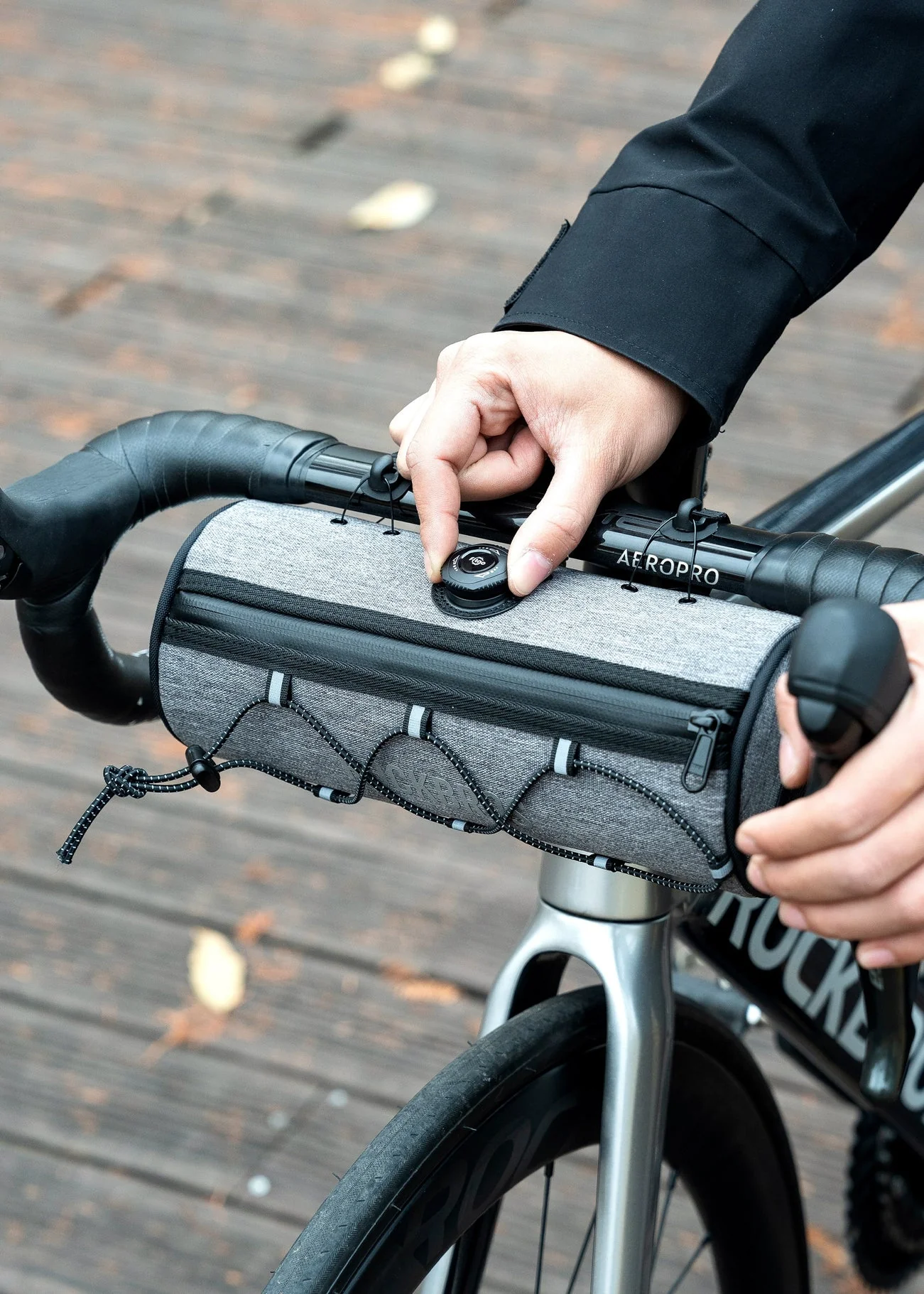 ROCKBROS Round Bike Handlebar Bag-road to sky - Image 31