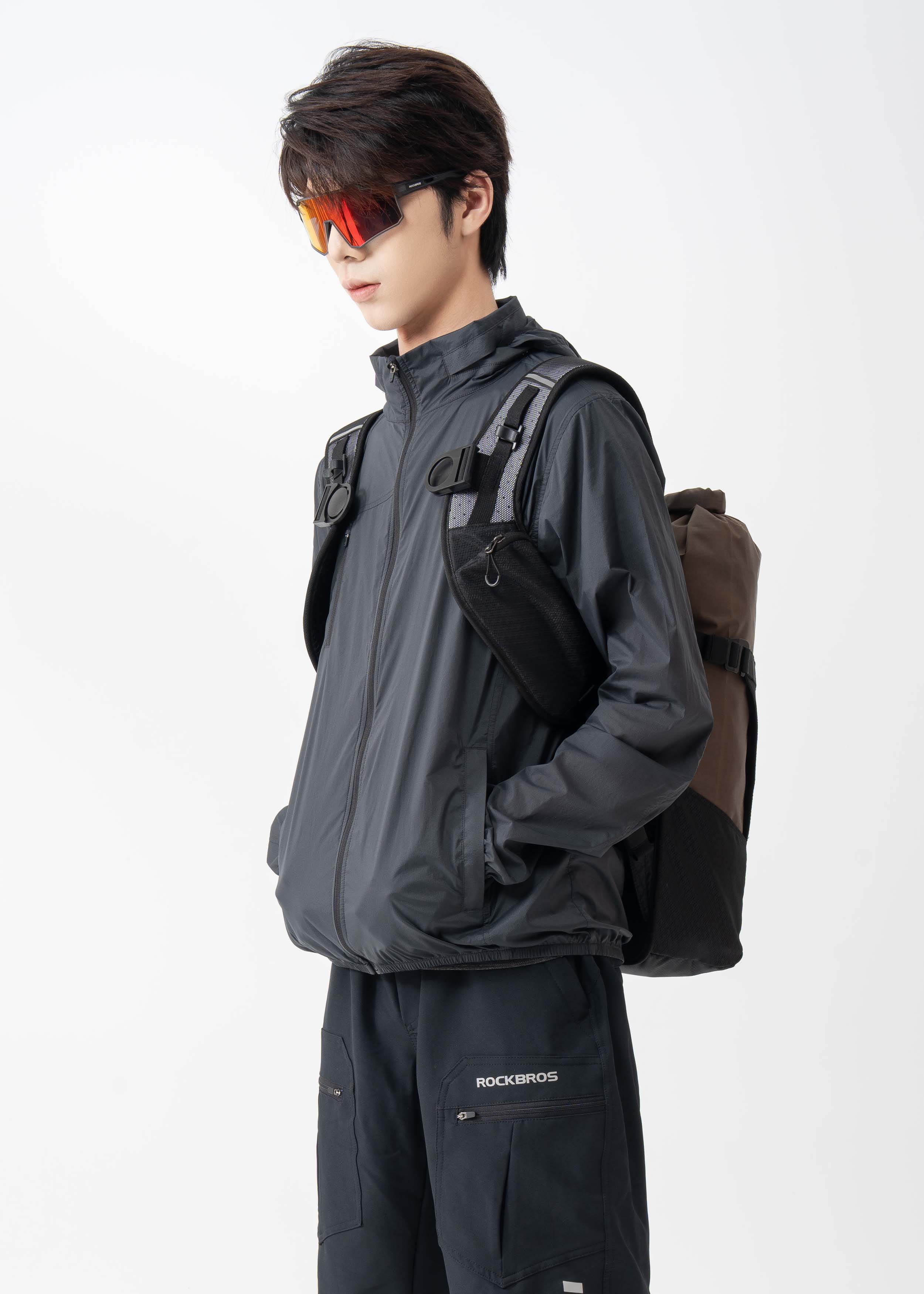 Road to Sky Men's Lightweight Cycling Windbreaker | ROCKBROS - Image 11