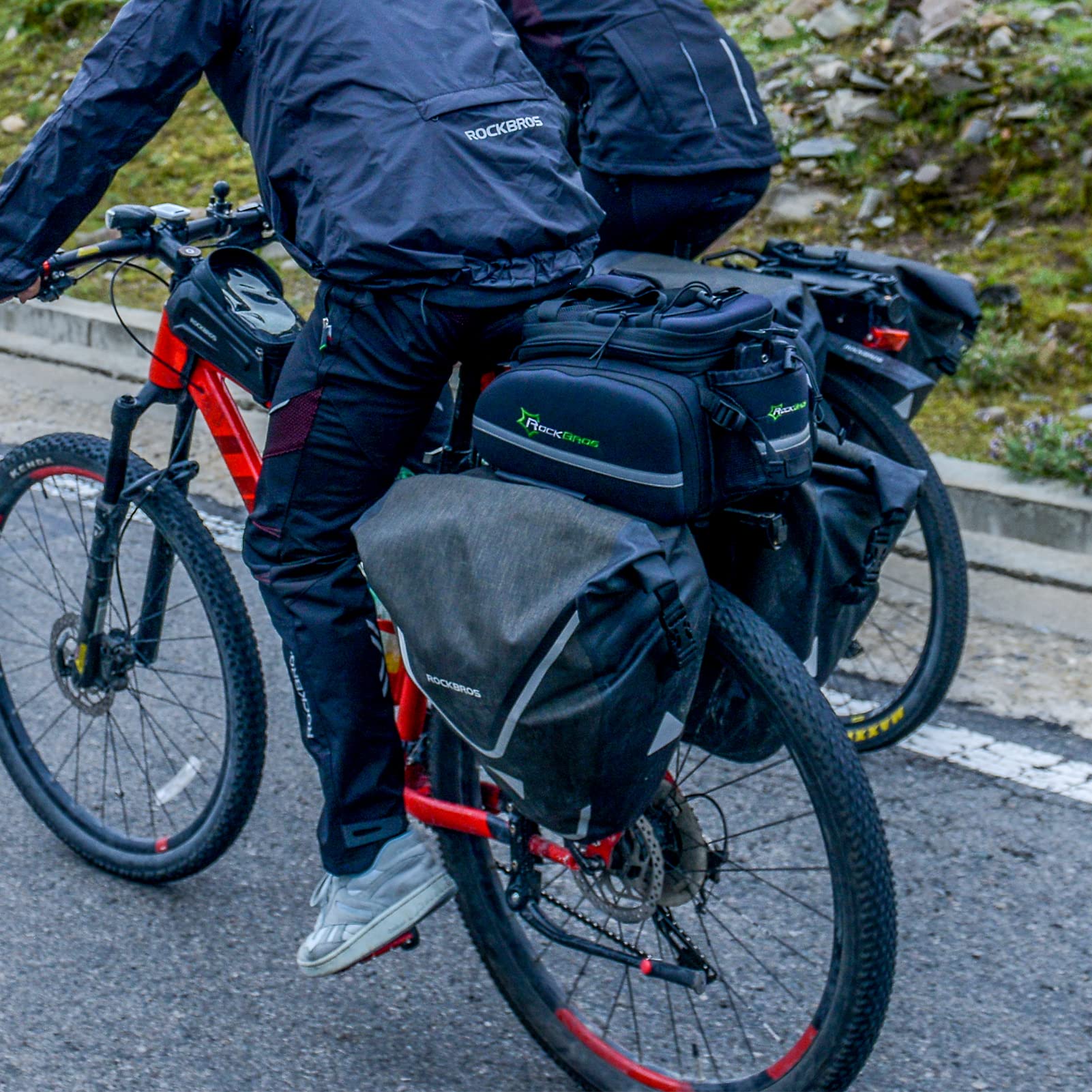 ROCKBROS 20L Triangle Waterproof Bike Rear Rack Pannier Bag for Grocery Touring Cycling - Image 7