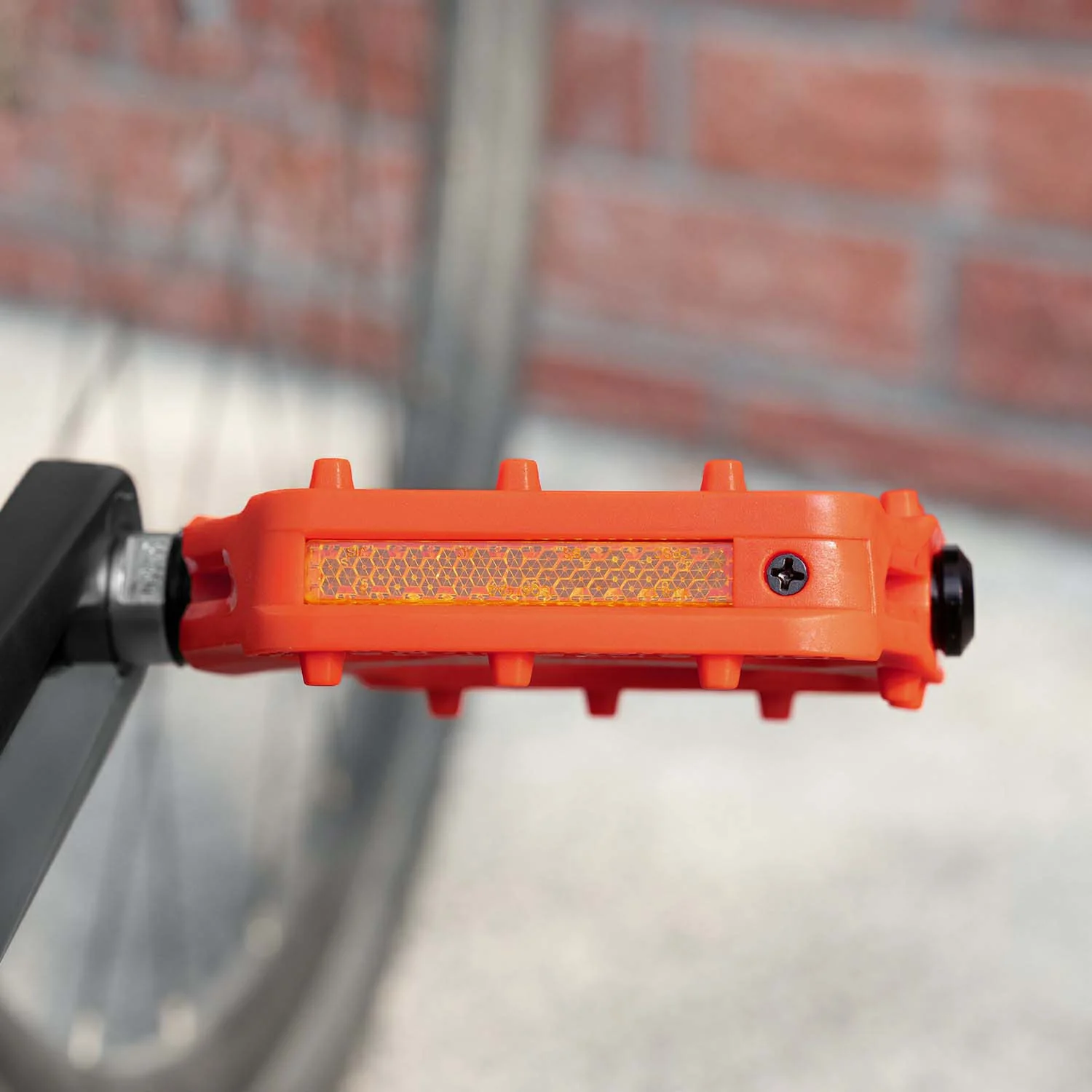 BP2602 Wide Platform Nylon Bike Pedals - Image 7