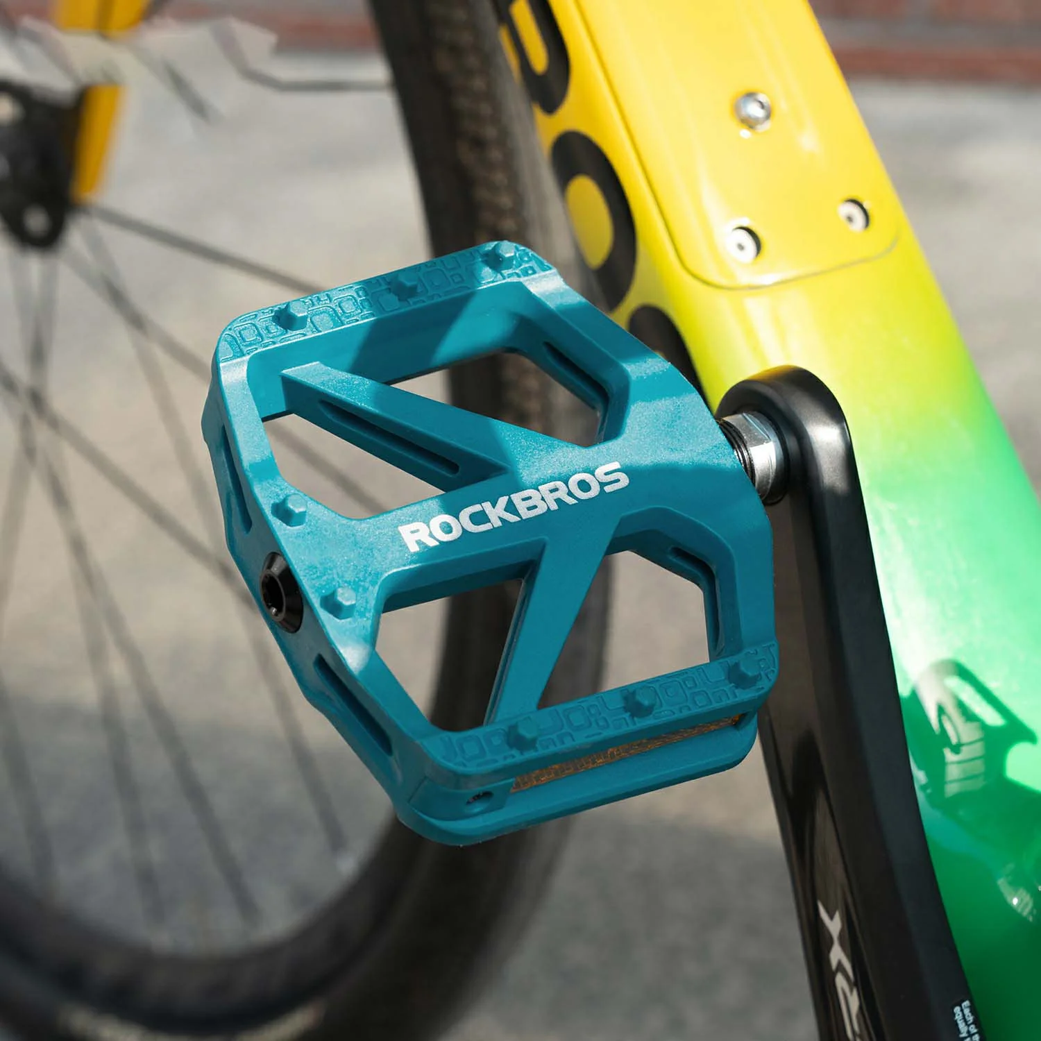 BP2602 Wide Platform Nylon Bike Pedals - Image 8