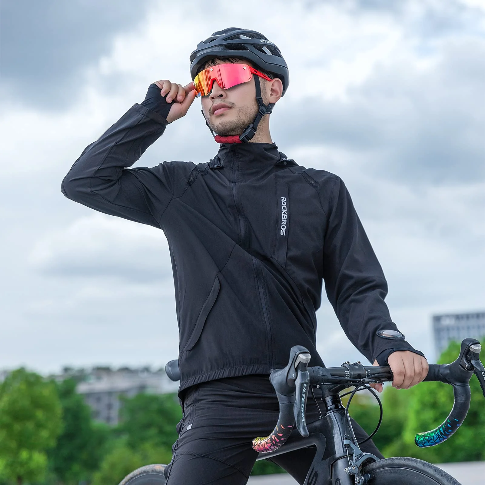 ROCKBROS Men's Windproof Cycling Jacket, Quick-Dry Lightweight Breathable MTB Jacket - Image 2