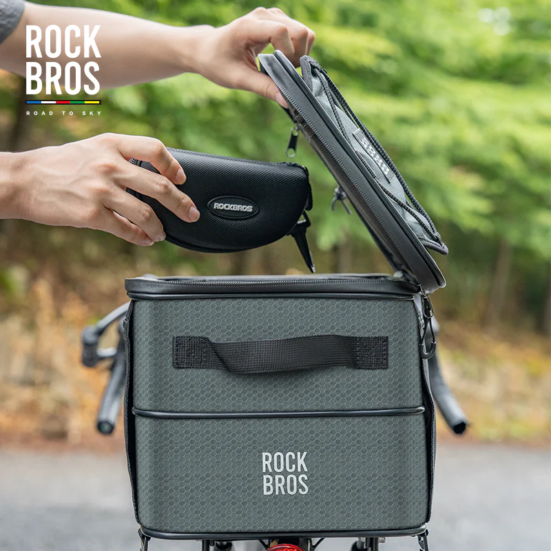 ROCKBROS Road to Sky Foldable Trunk Bag – 16.8L Expandable Bike Rack Bag - Image 8