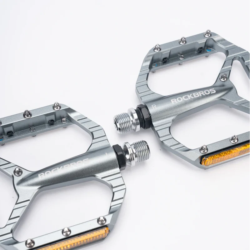 Rocket-Style Aluminum Bike Pedal - Image 9