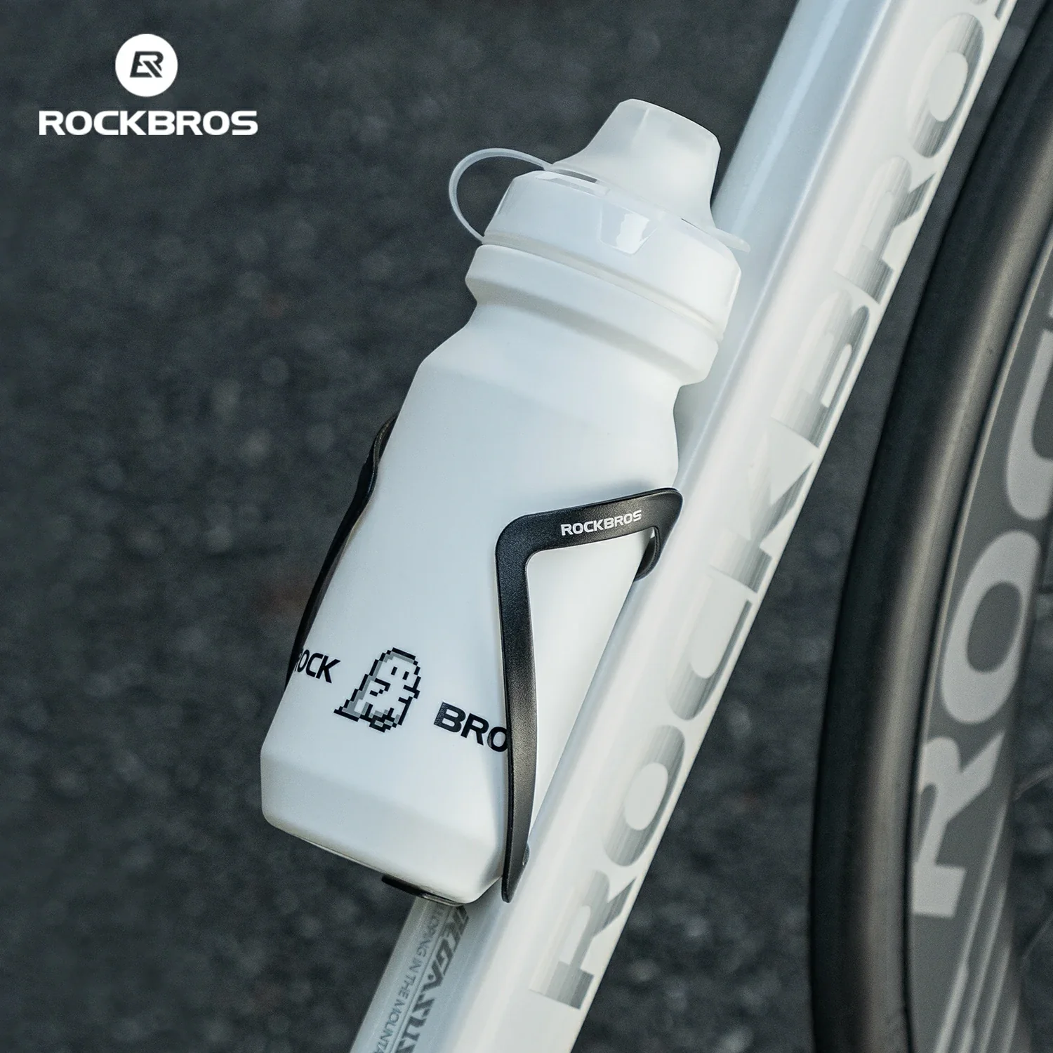 Skin-Feeling Bike Bottle with Pull-Top Lid – Lightweight Leakproof 600/750ml - Image 14